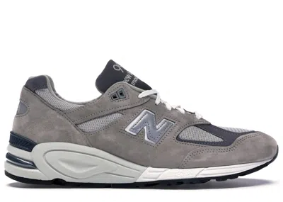 Pre-owned New Balance Men's  990v2 Kith Sneakers In Grey/white