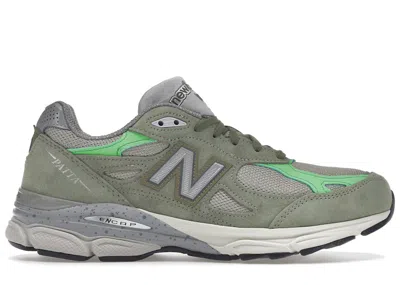 Pre-owned New Balance Men's  990v3 Miusa Patta Keep Your Family Close Sneakers In Olive/bright Green