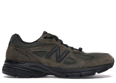 Pre-owned New Balance Men's  990v4 Running Course Sneakers In Military Green