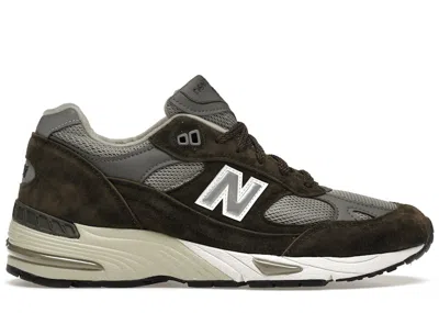 Pre-owned New Balance Men's  991 Sneakers In Olive/green