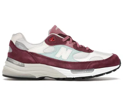 Pre-owned New Balance Men's  992 Kith Kithmas Sneakers In Burgundy/white/teal In Multi