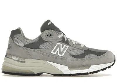 Pre-owned New Balance Men's  992 Sneakers In Grey/silver In Gray