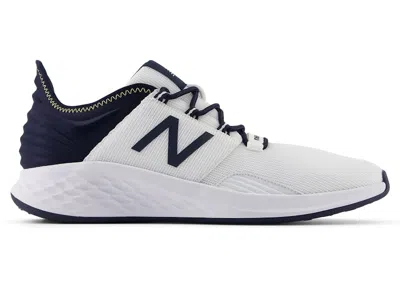 Pre-owned New Balance Men's  Fresh Foam Roav Golf Sneakers In White/navy Blue In Multi