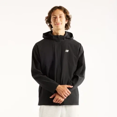 New Balance Herren Utility Stretch Woven Jacket In Schwarz, Polywoven, Grösse S In Black