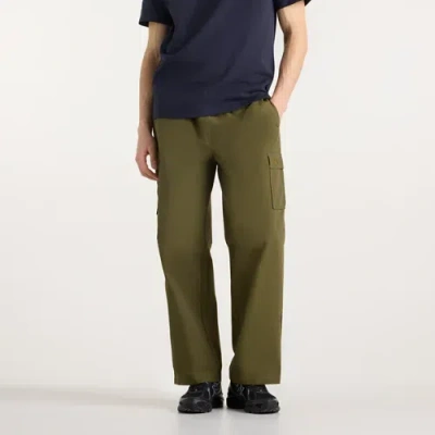New Balance Men's Woven Cargo Pant In Green
