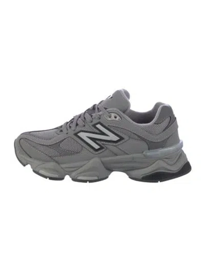 Pre-owned New Balance Mesh Patterned Sneakers In White