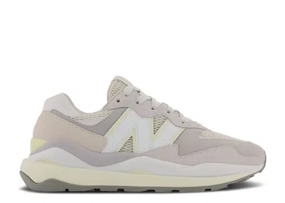 New Balance Wmns 57/40 'moonbeam Dawn Glow' In Gray