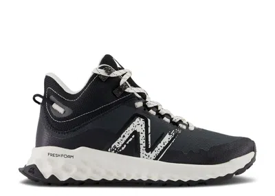 New Balance Wmns Fresh Foam Garoé Mid Wide 'blacktop Sea Salt'