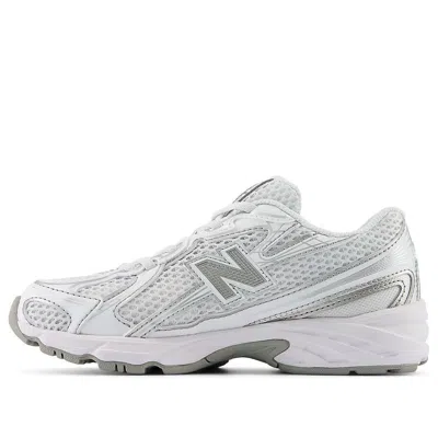 New Balance 740v2 Sneaker In White