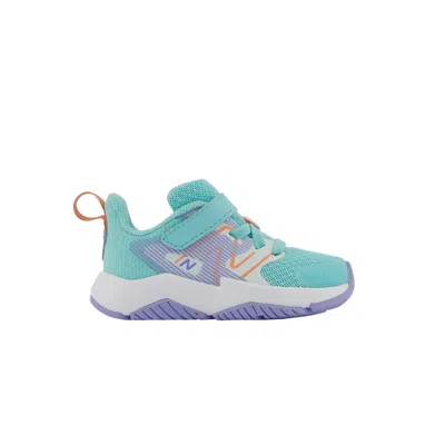 Pre-owned New Balance Rave Run V2 Bungee Lace Toddler 'surf Peach Glaze' | Blue | Infant Size 2