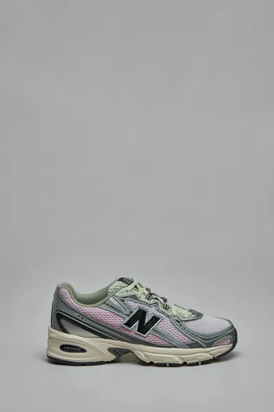 New Balance Retro Running-inspired Sneakers In Multi