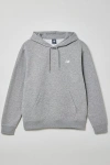 New Balance Small Logo Brushed Fleece Hoodie Sweatshirt In Grey, Men's At Urban Outfitters