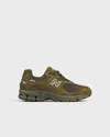 New Balance Sneakers 2002r In Green