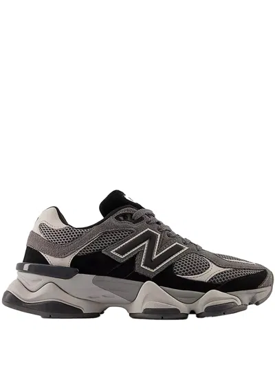 New Balance Sneakers  In Black