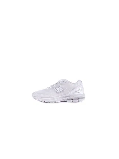 New Balance 1906w Low Sneakers In White