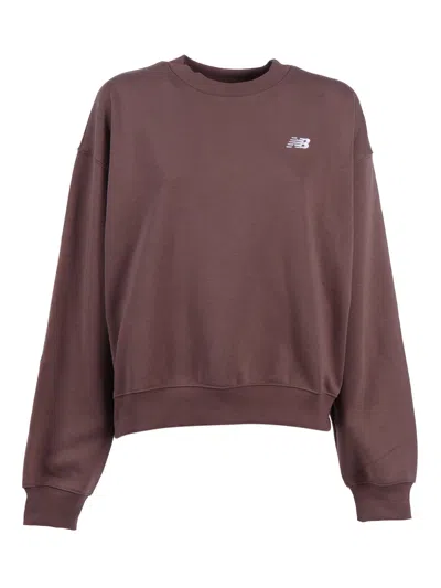 New Balance Sport Essentials French Terry Crew - Cortado In Brown