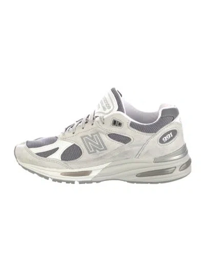Pre-owned New Balance Suede Athletic Sneakers In White