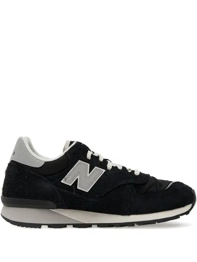 New Balance Suede Low-top Sneakers In Black