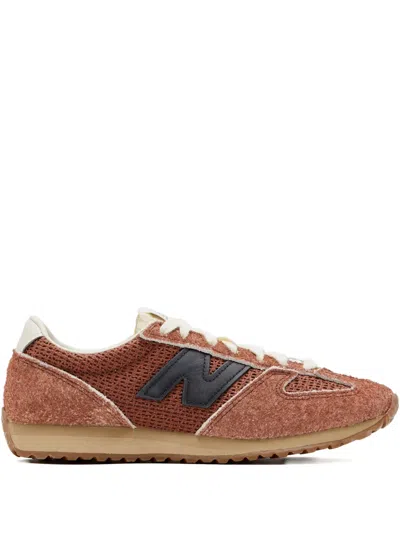 New Balance Suede Panelled Sneakers In Brown