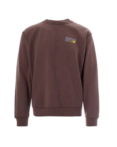 New Balance Felpa Athletics Premium Logo Crew In Brown