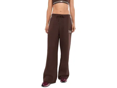 New Balance Trackside Fleece Pants Women's Clothing Cherry Leather: Xs, Cotton/polyester In Brown