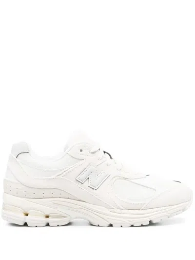 New Balance U2002 Sneakers In White