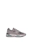 New Balance Grey Low Top Sneakers With Logo Detail In Suede And Tech Fabric Unisex