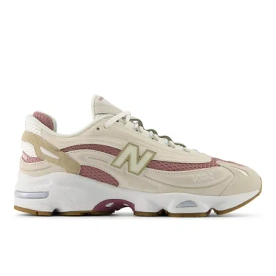 New Balance 1000 Panelled Sneakers In Neutral
