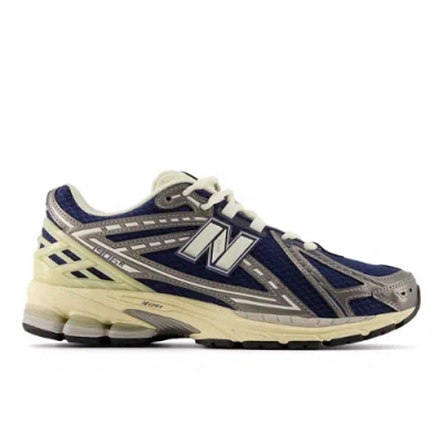 New Balance Unisex 1906r Sneakers In Multi