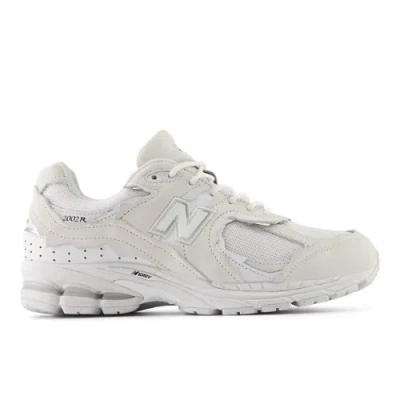 New Balance Unisex 2002dx Protection Pack Gore-tex® In Weiss/grau, Wildleder/mesh, Grösse 47.5 In White