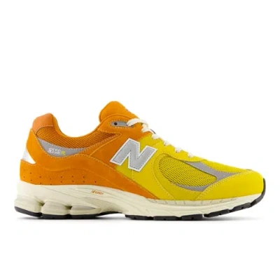 New Balance Unisex 2002r In Orange/grey