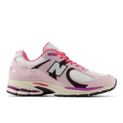 New Balance Unisex 2002r Sneakers In Pink/purple