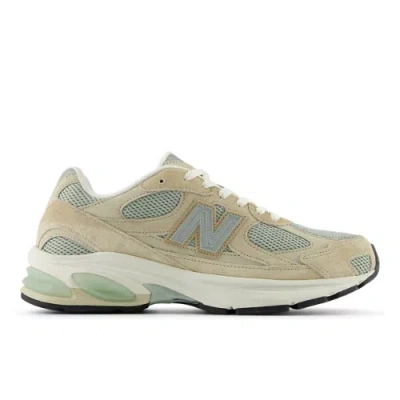New Balance Unisex 2010 In Braun/grau, Wildleder/mesh, Grösse 42 In Nude