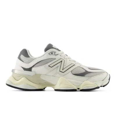 New Balance Unisex 9060 Sneakers