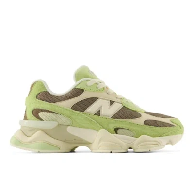 New Balance Unisex 9060r In Grün/braun, Wildleder/mesh, Grösse 44