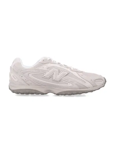 New Balance Unisex Premium Suede Retro Runner Sneakers In White