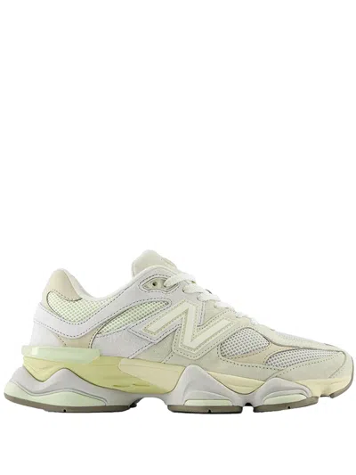 New Balance Unisex Sneakers