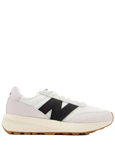 New Balance Unisex Sneakers In Bianco