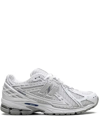 New Balance Unisex Sneakers In Bianco