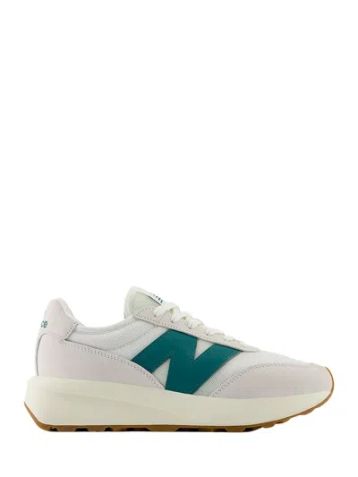 New Balance Unisex Sneakers In Bianco