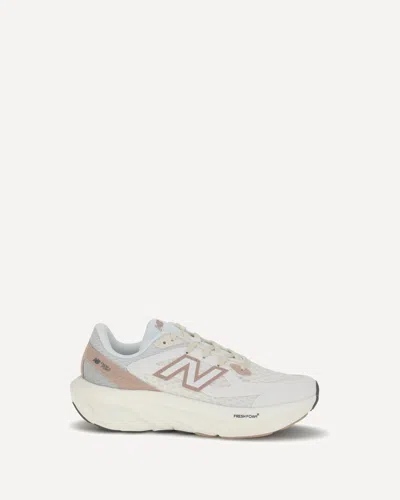 New Balance Utrn Sneakers In White