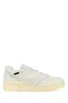 New Balance 327 Man Sneakers White Size 9 Leather