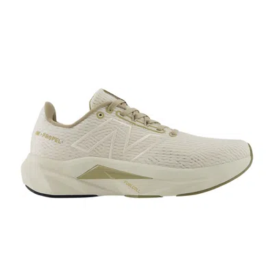 Pre-owned New Balance Wmns Fuelcell Propel V5 Wide 'linen Gold Metallic Stoneware' | Cream | Women's Size 5 In White