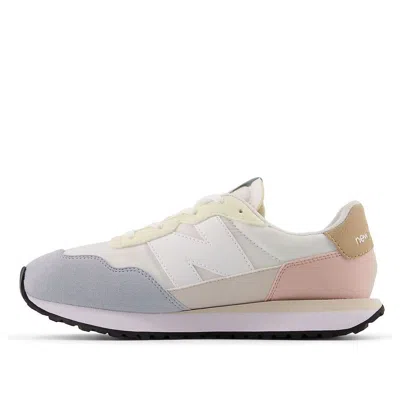 New Balance (wmns)  237 'light Cyclone Pink Sand' In Neutral