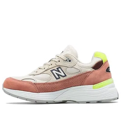 New Balance (wmns)  992 Made In Usa 'off White Red'