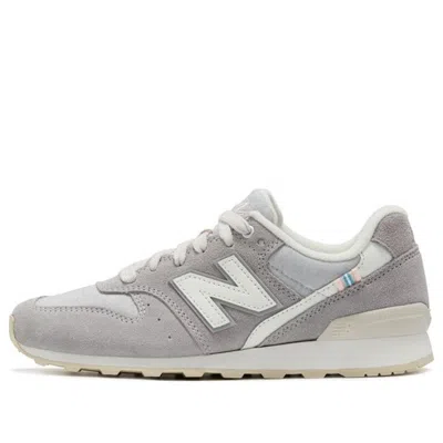 New Balance (wmns)  996 Series 'grey Cloud White' In Gray