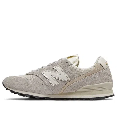 New Balance (wmns)  996 Series 'light Grey'