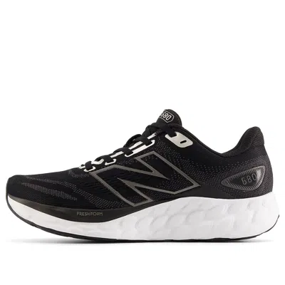 NEW BALANCE (WMNS) NEW BALANCE FRESH FOAM 680V8 'BLACK WHITE'