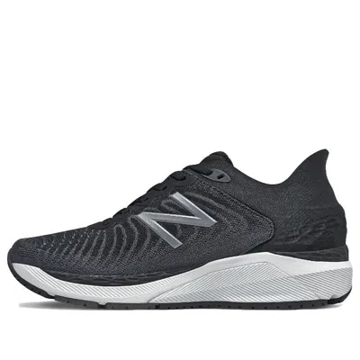 New Balance Women's Fresh Foam 860v11 In Black/white