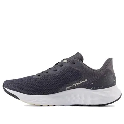 New Balance Women's Fresh Foam Arishi V4 In Grey/beige